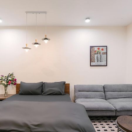 Delapong Homestay - 50M To Hoan Kiem Lake Hanoi Eksteriør bilde
