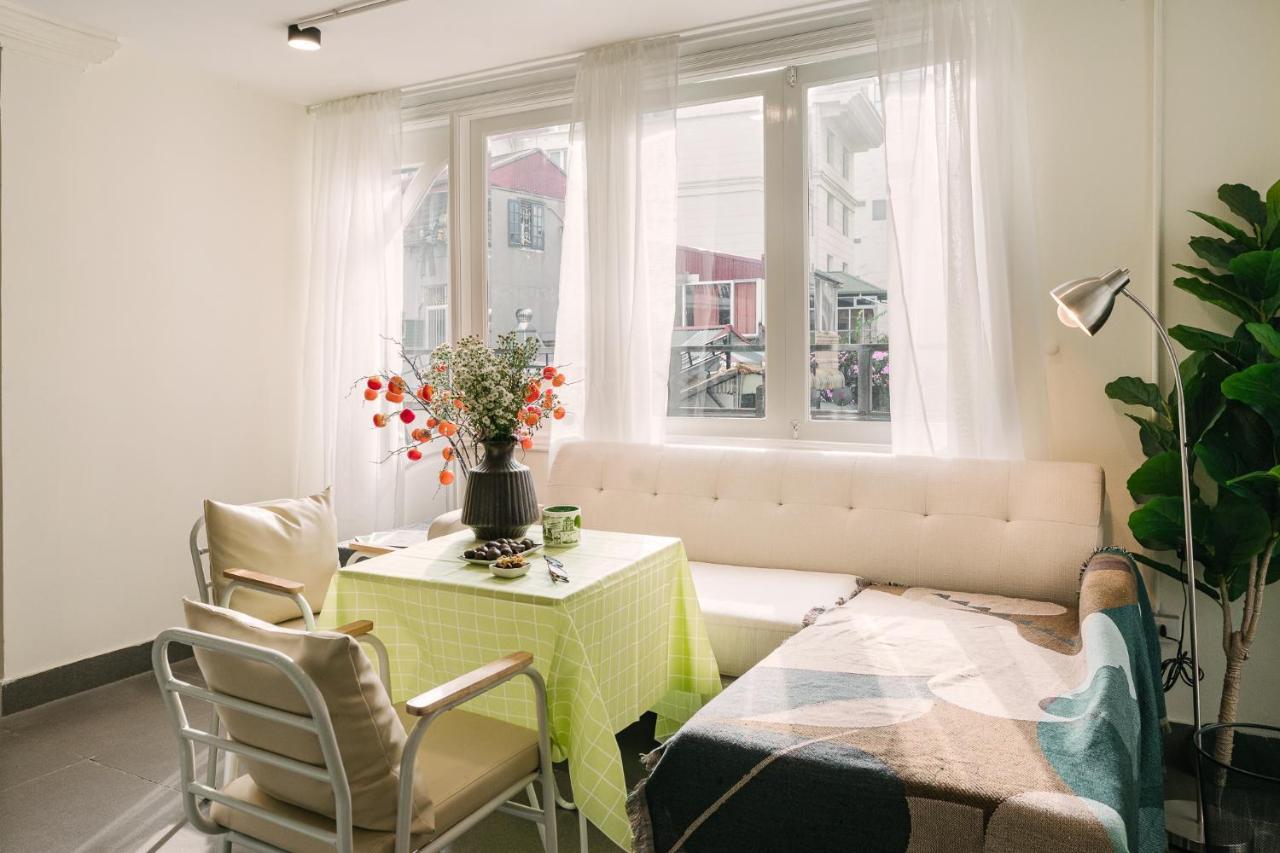 Delapong Homestay - 50M To Hoan Kiem Lake Hanoi Eksteriør bilde