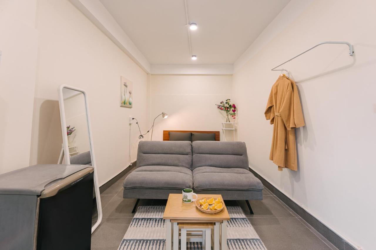 Delapong Homestay - 50M To Hoan Kiem Lake Hanoi Eksteriør bilde