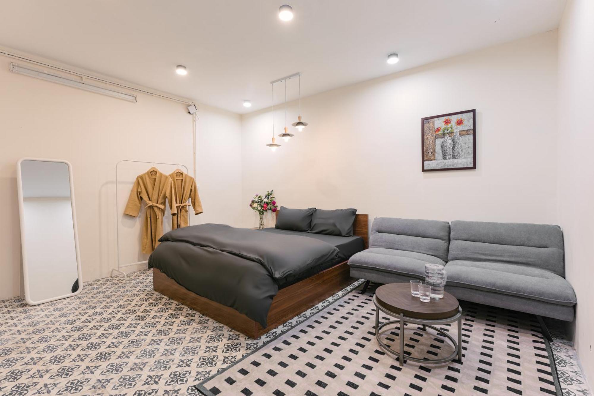 Delapong Homestay - 50M To Hoan Kiem Lake Hanoi Eksteriør bilde